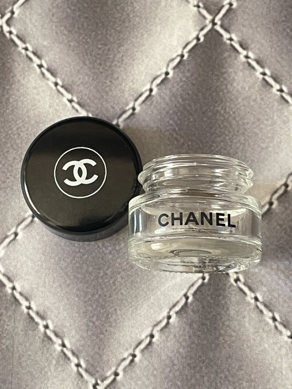 CHANEL Glass Jar Mini Travel Size with Spatula MINT